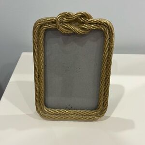 Gold knot picture frame